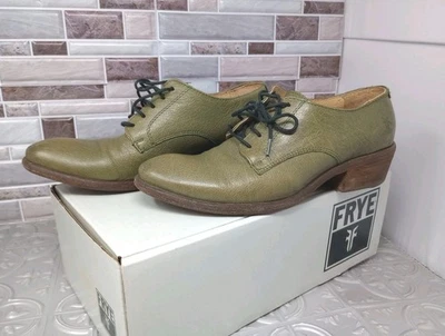 FRYE Womens 8.5M Green Carson Oxfords Lace Up Leather Shoes Grannycore Academia  - Image 1 of 4