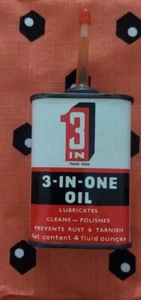 VINTAGE E RARO olio lubrificante 3 in uno latta e olio 1960 - Foto 1 di 7