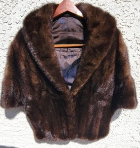 Genuine Mink Stoll Shawl by famous Edith Earnshaw Vintage 1950's Perfect Cond. - Picture 1 of 12