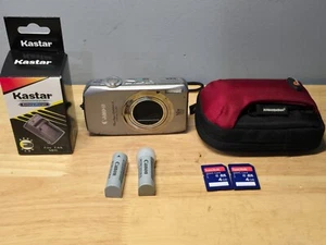 Canon PowerShot SD4500 IS 10 MP Digital Camera 2 batteries 2 SD Cards + Charger - Picture 1 of 12