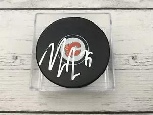 Disco de hockey Calgary Flames autografiado firmado por Michael Ferland b - Imagen 1 de 1