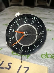 1964 Corvrtte Original Clock - Picture 1 of 4