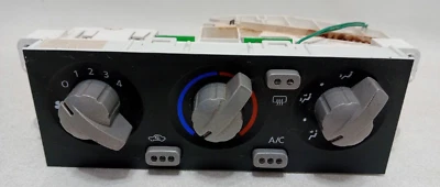 Nissan Xterra y Frontier 2003-2004 manual climatización calefacción aire acondicionado control de temperatura Foto 1 de 4