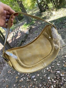 Vintage Y2K Faux Snake Skin Relic Shoulder Bag Ivory NWOT With Charm - Picture 1 of 8