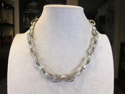 Hermoso Collar Ann Taylor 18" Tono Plata Blanco Estrás Eslabones en Forma de Arco Foto 1 de 4