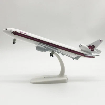 Modello Aereo 1:300 McDonnell Douglas MD-11 Thai Airways, 20cm, Die-Cast in Lega - Immagine 1 di 4