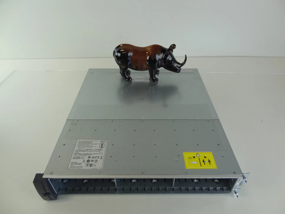 NetApp DS2246 SFF 2.5in SAS 24 Bay Enclosure - Image 1 of 1