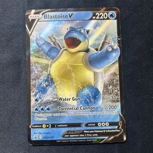 Blastoise V SWSH101 SWSH: Sword & Shield Promo Cards Holo - Picture 1 of 2