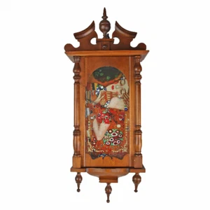 Handgefertigte Wanduhr Gustav Klimt "Der Kuss" im alten Uhrenkasten Einzelstück - Bild 1 von 6