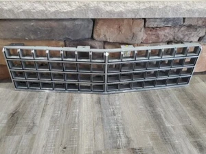 1976 Cadillac Seville Front Grill, Chrome, 1607022 - Picture 1 of 4