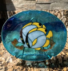 Vintage 1996 Wheeler Signed Hand Painted Rare Blue Stained Glass Tropical Fish - Picture 1 of 12