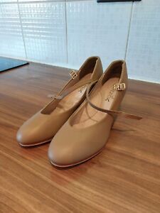 Capezio Leather Character Shoe Stage Theatre Jazz 3" Heel New Yorker Tan