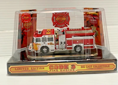 CODE 3 COLLECTORS CLUB SUTPHEN PUMPER. #12273 ENGINE 2.  SCALE 1/64 DIECAST. - Image 1 of 4