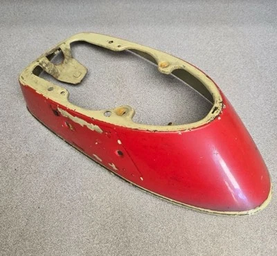 Carcasa luz trasera Volkswagen Classic Beetle 113945216A #240 Foto 1 de 2