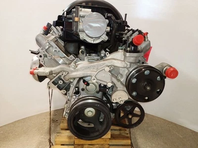6.2L V8 Gas Engine Opt L86 from 2016 Cadillac Escalade [108,094 miles] 11886724 - Imagem 1 de 4