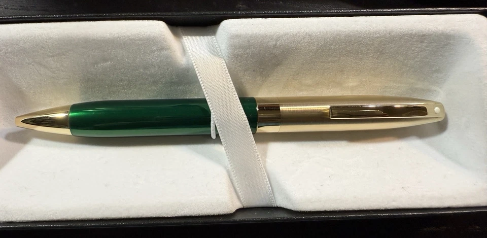 Nuevo Bolígrafo Sheaffer Legacy VERDE Con GOLD GE Hecho en EE. UU. Foto 1 de 2