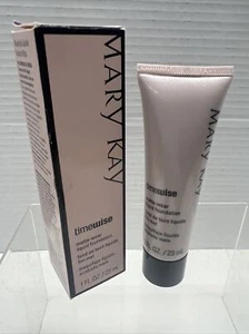 Mary Kay Timewise Elfenbein 4 MATT tragen flüssiges Fundament ~ Kämmen bis ölig ~ - Bild 1 von 5