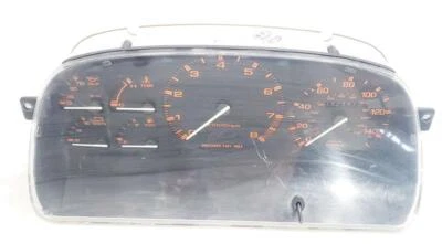 Cuadro de instrumentos velocímetro tracción trasera 125 k OEM 1986 1987 1988 Mazda RX7 Foto 1 de 4