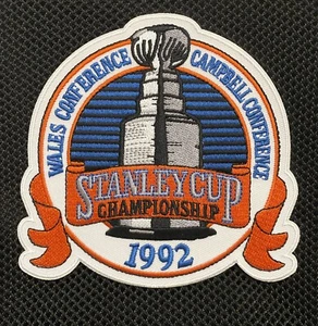 NHL 1992 Stanley Cup Finals Jersey Patch Pittsburgh Penguins v Chicago Blackhawk - Picture 1 of 1