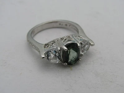 Великолепное кольцо из стерлингового серебра с несколькими изумрудами фианитами размер 6 Z84 - Изображение 1 из 3