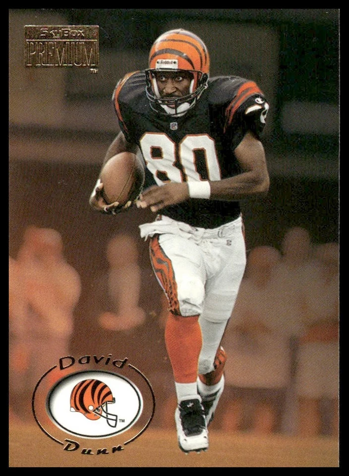 1996 SkyBox Premium #38 David Dunn Cincinnati Bengals - Image 1 of 2