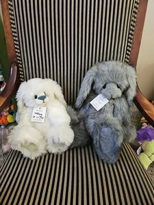 Kaycee Bears Häschen 2er Set Hasen Lametta und Stechpalme limitiert Made in UK - Bild 1 von 5