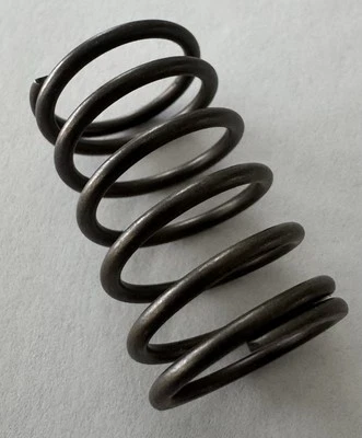 Honda GX120   2 -Pack  valve spring 14751-ZF1–000  quarter midget   GoKart - Image 1 of 2