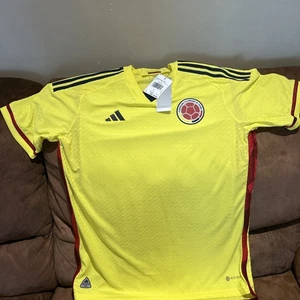 Neu mit Etikett Größe L Herren Adidas Authentic Kolumbien gelb Fußball Trikot - Bild 1 von 13