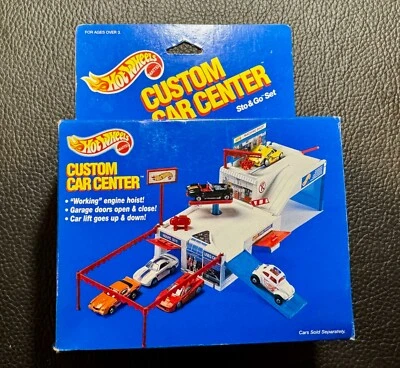 New 1989 Mattel Hot Wheels Sto & Go Custom Car Center Portable Building Playset - Image 1 of 3