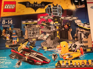 LEGO 70909 The Batman Movie Batcave Break-In - New Sealed Retired