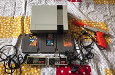 Nintendo System NES Console incl Super Mario Bros Duck Hunt Donkey Kong Qbert 