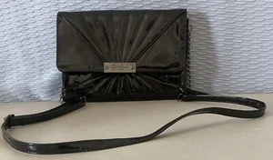 Jessica Simpson Purse Hand Bag Crossbody Chain Strap Black PATENT LEATHER - Picture 1 of 6