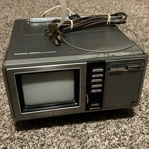 Hitachi CK-200 Portable TV 5" CRT Solid State Color Television 1981 getestet funktioniert - Bild 1 von 10