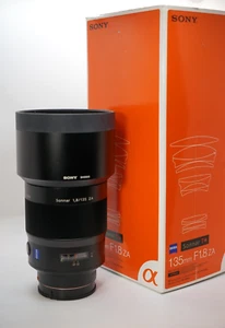 SONY ZEISS Sonnar T* 135mm F/1.8 ZA SAL-135F18Z **Beautiful** - Picture 1 of 19