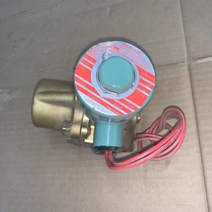ASCO RED HAT 8211B080 2 WAY SOLENOID VALVE - 120 VAC 80034 - Picture 1 of 5
