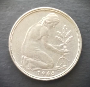 Germania 1966 F ~ moneta da 50 pfennig ~ KM # 109 - Foto 1 di 2