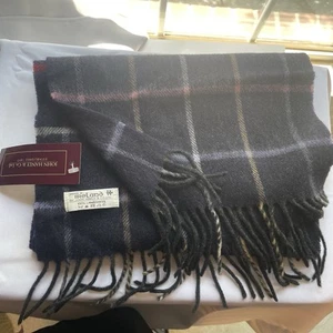 JOHN HANLY & Co Ltd 100% LAMBSWOOL SCARF MADE IRELAND CLASSIC GRAY PLAID - Picture 1 of 7