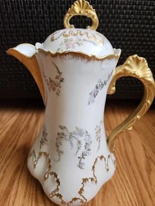 Antigua olla de chocolate de porcelana Limoges LS&S Francia pintada a mano dorada - década de 1900 - Imagen 1 de 13