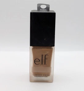 Fondotinta Elfo finitura impeccabile Oil Free 320 lino medio con sottotoni oro - Foto 1 di 3