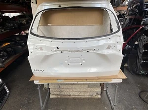 2023-2024 Honda HR-V Liftgate - Picture 1 of 5