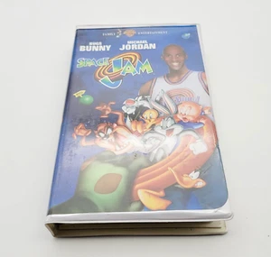 Space Jam VHS Tape 1996 Movie Michael Jordan & Looney Tunes Warner Bros - Picture 1 of 3
