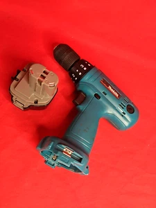 Makita Taladro 6213D Herramienta con 1 Pila 3/8" 12V BONITO ESTADO UNO - Imagen 1 de 4