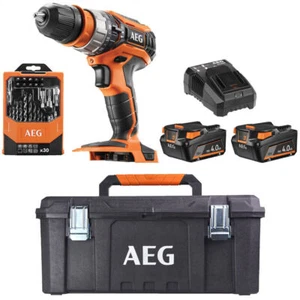 AEG KIT TRAPANO A PERCUSSIONE A BATTERIA + 2 BATTERIE DA 4Ah + SET 30 ACCESSORI - Foto 1 di 2