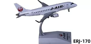 Modelo de avión J-Air Embraer ERJ-170-100STD JA220J 1:200 JC Wings EW2170001 - Imagen 1 de 5