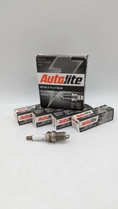 New Pack Of 4 AUTOLITE Double Platinum APP3923 Spark Plugs - Picture 1 of 9