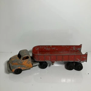 Hubley Kiddie Toy Semi Dump Truck No 508 with engine and working dump 1950s - Picture 1 of 11