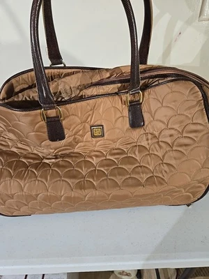 Diane Von Furstenberg DVF  Weekender Traveler Roller Wheels Luggage Great Shape - Image 1 of 4