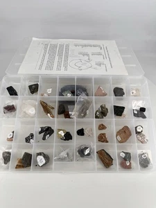 Gestein & Mineral Sammlung Lot 47 im AIPG beschrifteten Etui - Bild 1 von 4