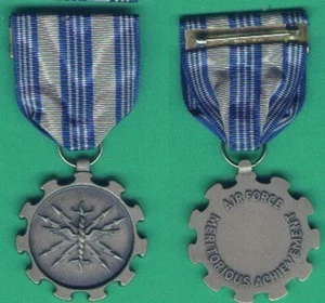 MEDALLA DE LOGRO DE LA FUERZA AÉREA DE EE. UU. - Imagen 1 de 1