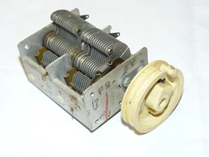 robuster vierfach Drehkondensator , Fabr. Elektra 2x 17 pF +345 pF +348 pF #23 - Bild 1 von 4